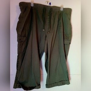 Terra Sky Womans Plus Size 3X Vintage Cargo Capri Pants